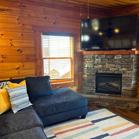 Heated Pool Hot Tub Game Room Mountain Views Sevierville Luaran gambar
