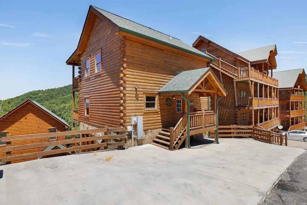 Heated Pool Hot Tub Game Room Mountain Views Sevierville Luaran gambar